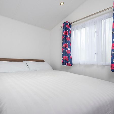 Cleavewood Hotel วูลาโคมบ์ ภายนอก รูปภาพ